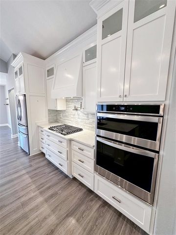 1009 NE Scissortail Drive, Lawton, OK 73507