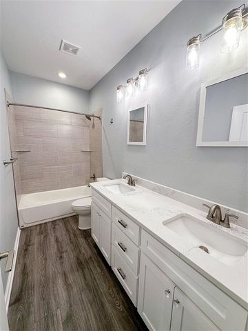 1009 NE Scissortail Drive, Lawton, OK 73507