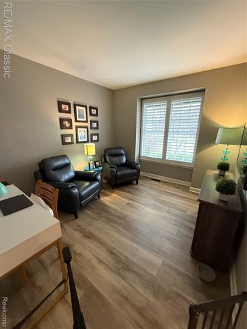 8410 Hummingbird, Commerce Charter Township, MI 48382