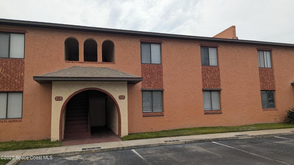 109 San Juan Circle, Melbourne, FL 32935