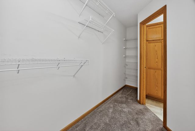 1183 S 52nd Street 1303, West Des Moines, IA 50265