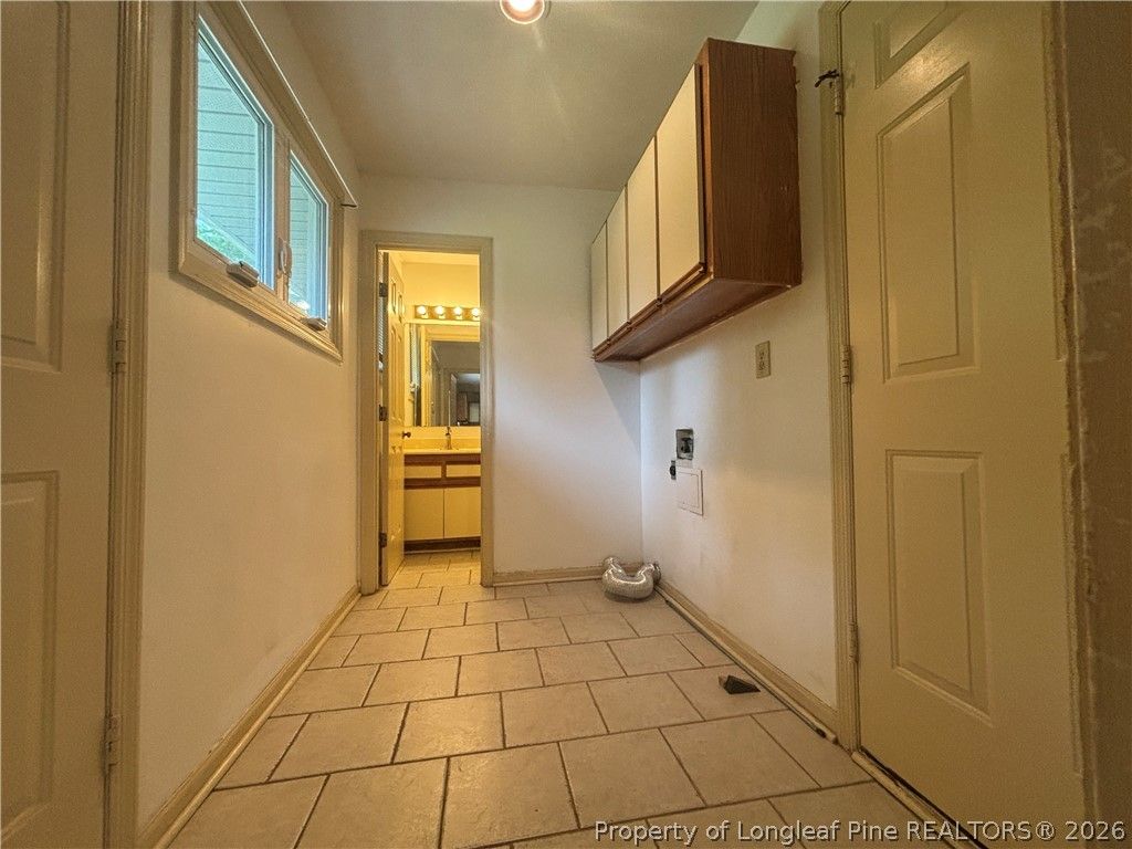 685 Glenola Street, Fayetteville, NC 28311 — exterior