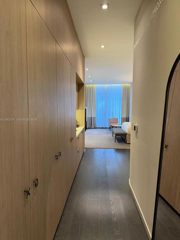 800 S Miami Avenue 309, Miami, FL 33130