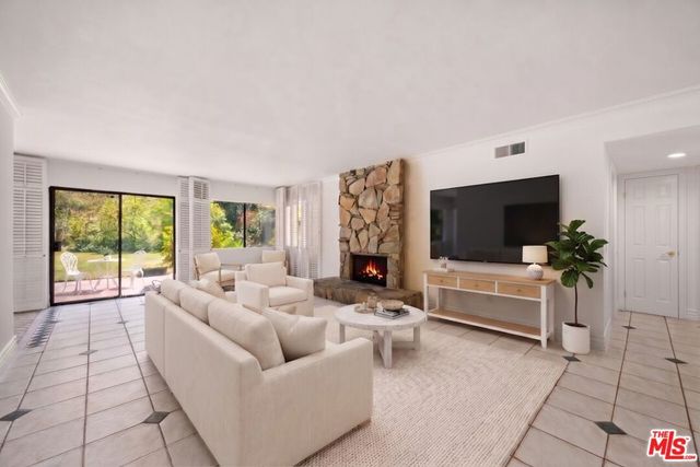 1844 Michael Lane, Pacific Palisades, CA 90272