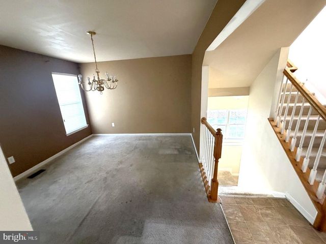 32 SEMINOLE DR, York, PA 17403