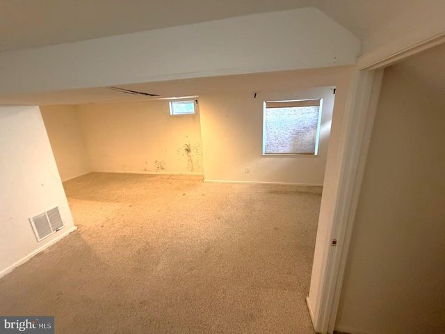 32 SEMINOLE DR, York, PA 17403