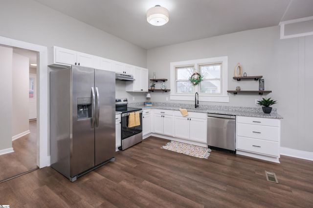 135 Whitin Street, Spartanburg, SC 29320
