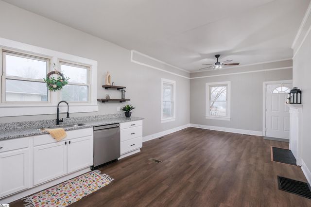 135 Whitin Street, Spartanburg, SC 29320