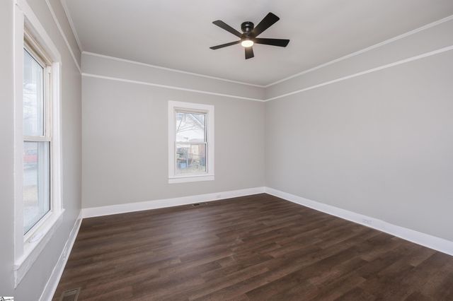 135 Whitin Street, Spartanburg, SC 29320