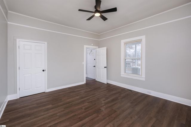 135 Whitin Street, Spartanburg, SC 29320