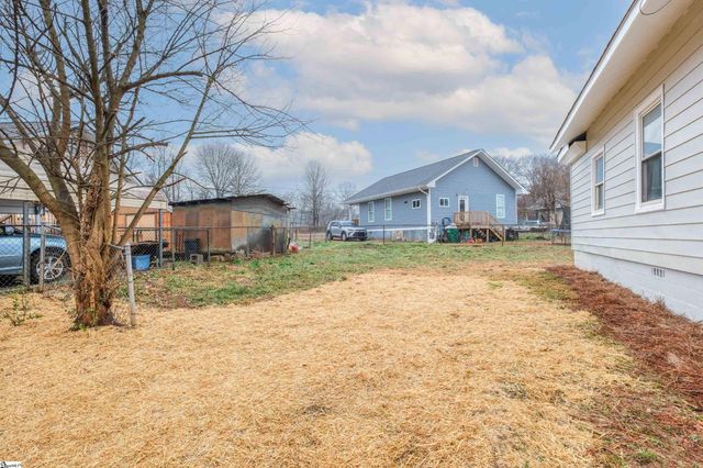 135 Whitin Street, Spartanburg, SC 29320