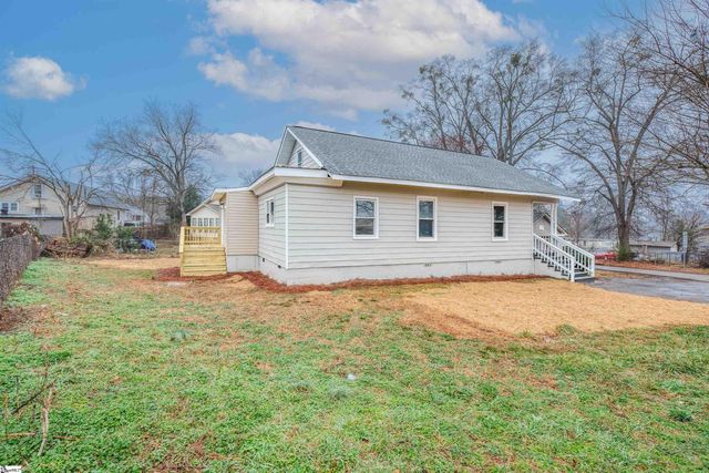 135 Whitin Street, Spartanburg, SC 29320