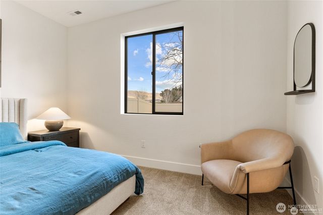 1148 9th Avenue NE, Ephrata, WA 98823