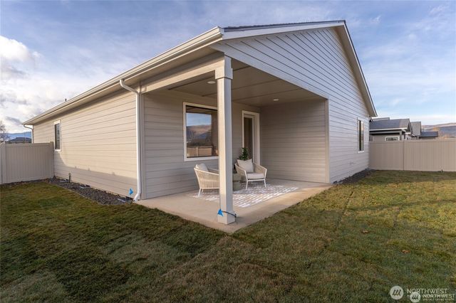 1148 9th Avenue NE, Ephrata, WA 98823