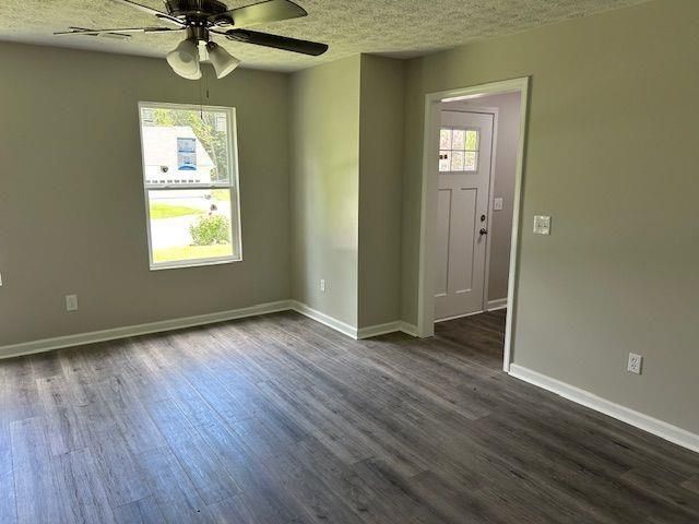 433 Rhett Drive, Loganville, GA 30052