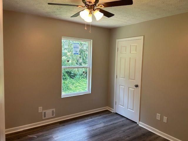 433 Rhett Drive, Loganville, GA 30052