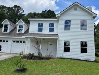 433 Rhett Drive, Loganville, GA 30052