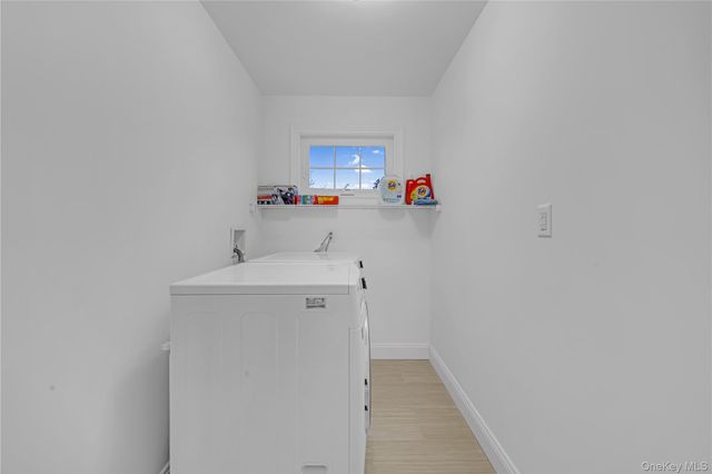 76 Northern Parkway W, Plainview, NY 11803