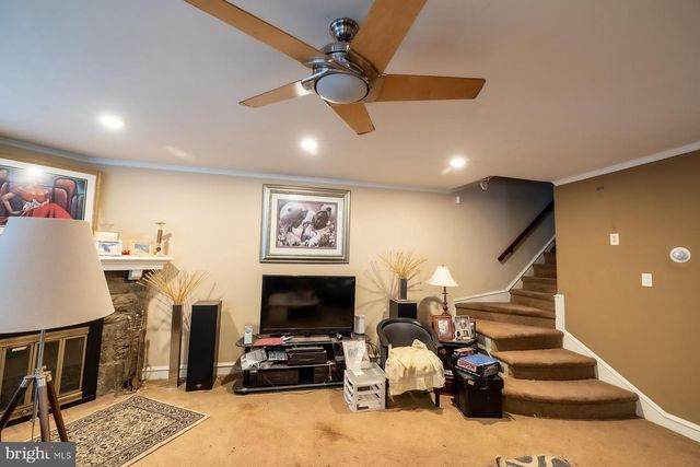 608 WADSWORTH AVE, Philadelphia, PA 19119