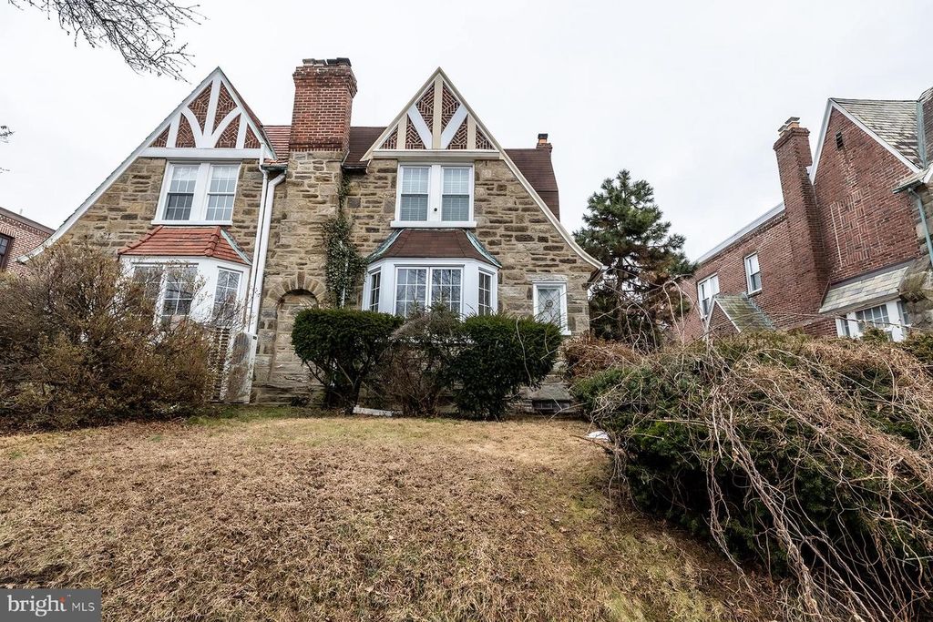 608 WADSWORTH AVE, Philadelphia, PA 19119