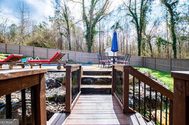 210 Don Rich Drive, Carrollton, GA 30117