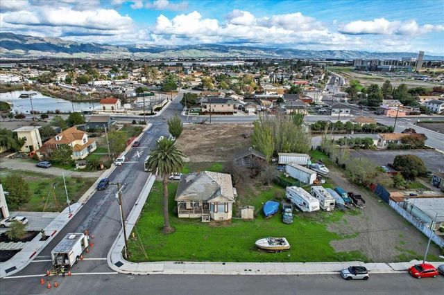 1413 El Dorado Street, Alviso, CA 95002