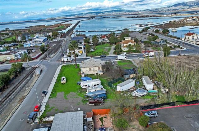 1413 El Dorado Street, Alviso, CA 95002