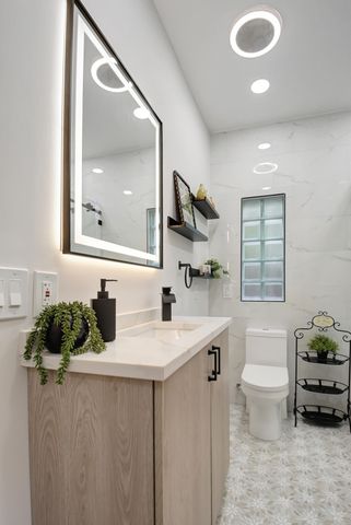 705 Colonial Road, West Palm Beach, FL 33405