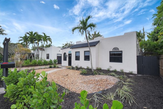 705 Colonial Road, West Palm Beach, FL 33405