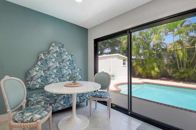 705 Colonial Road, West Palm Beach, FL 33405