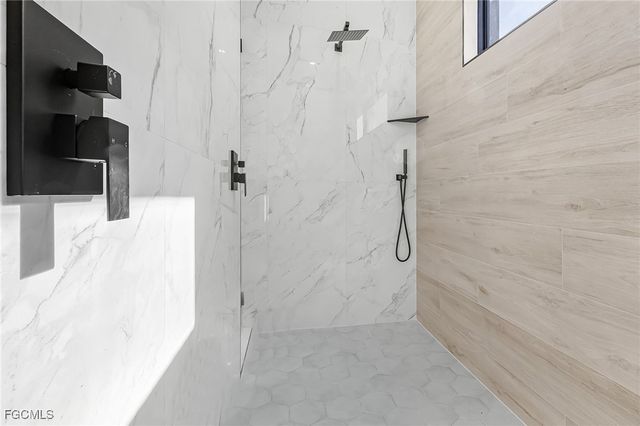 1801 SW 28th LN, Cape Coral, FL 33914