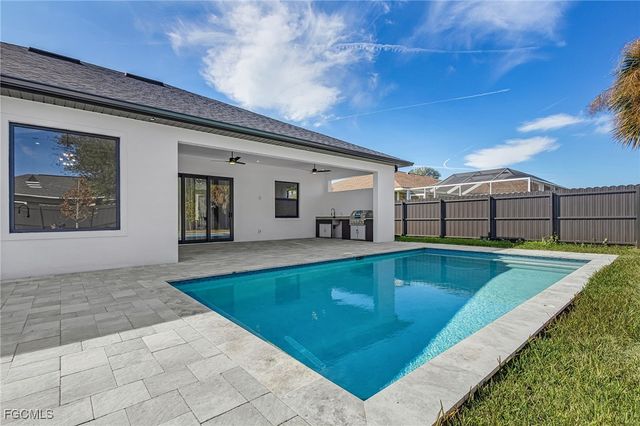 1801 SW 28th LN, Cape Coral, FL 33914