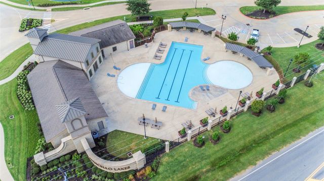 3514 Lake Bella Megan Drive, Katy, TX 77493