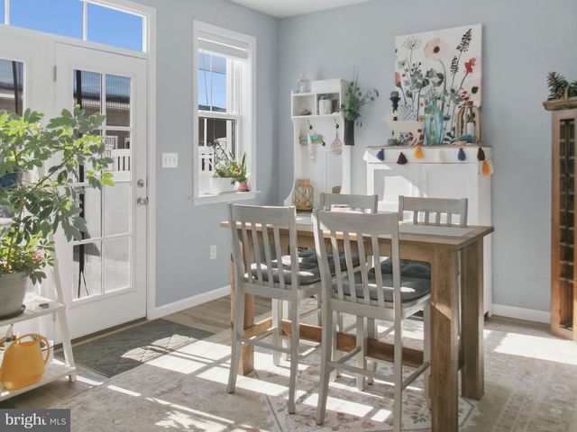 2212 BRENTFORD ST, Lancaster, PA 17601