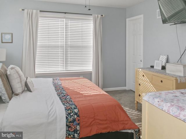 2212 BRENTFORD ST, Lancaster, PA 17601