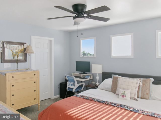 2212 BRENTFORD ST, Lancaster, PA 17601