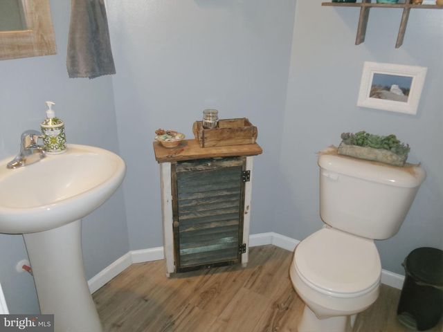 2212 BRENTFORD ST, Lancaster, PA 17601