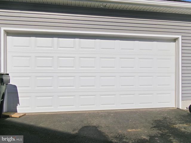 2212 BRENTFORD ST, Lancaster, PA 17601