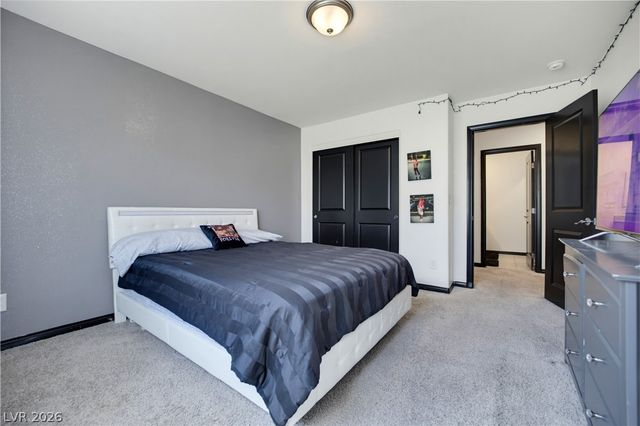 942 Twincrest Avenue, North Las Vegas, NV 89032
