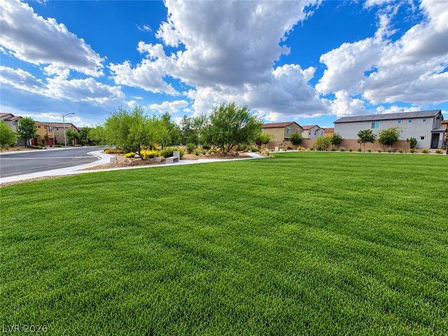 942 Twincrest Avenue, North Las Vegas, NV 89032