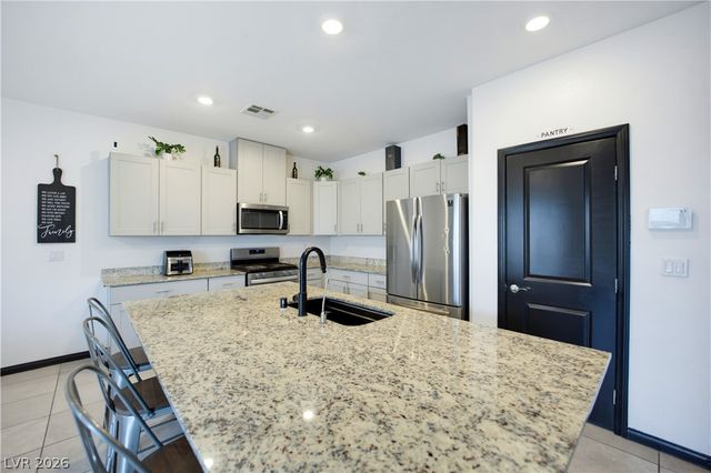 942 Twincrest Avenue, North Las Vegas, NV 89032