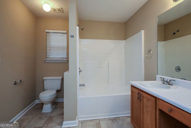 3985 Vail Circle NW, Acworth, GA 30101