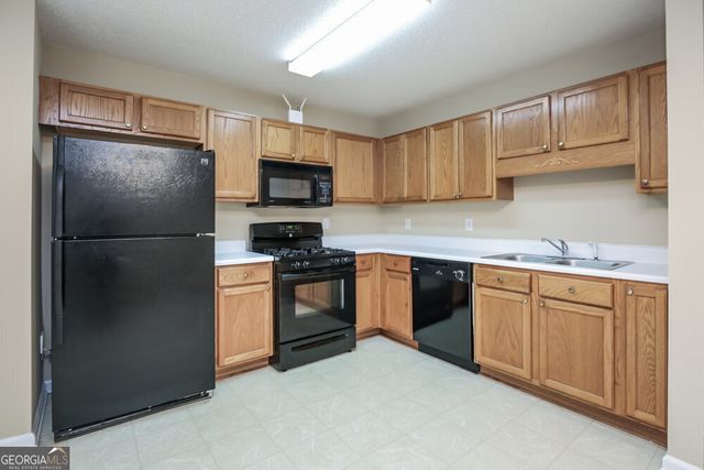 3985 Vail Circle NW, Acworth, GA 30101