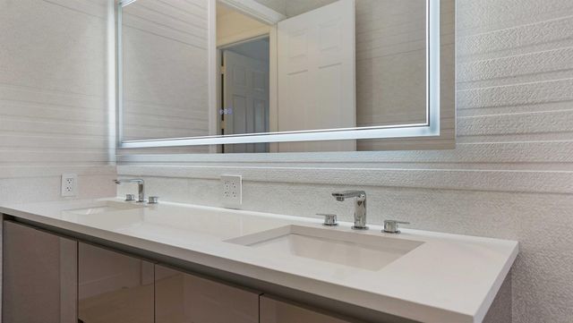 6706 Portside Drive, Boca Raton, FL 33496