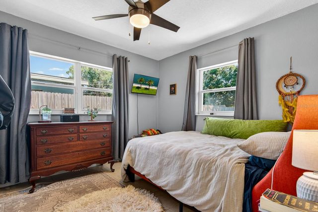 7142 34TH AVENUE N, St Petersburg, FL 33710