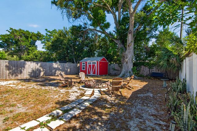 7142 34TH AVENUE N, St Petersburg, FL 33710