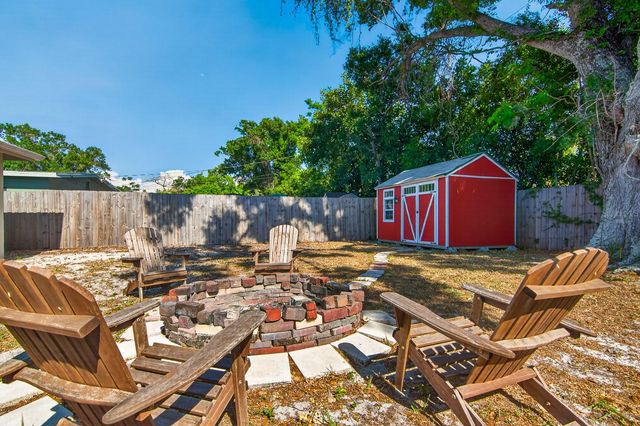 7142 34TH AVENUE N, St Petersburg, FL 33710