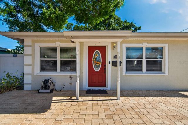 7142 34TH AVENUE N, St Petersburg, FL 33710