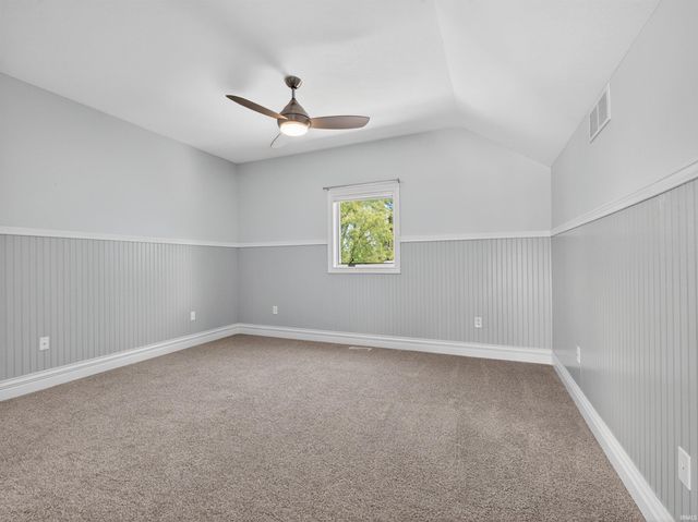 8732 E Smith Drive E3, Syracuse, IN 46567