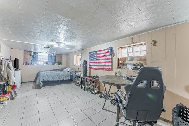 5505 W Parker Avenue, Chicago, IL 60639